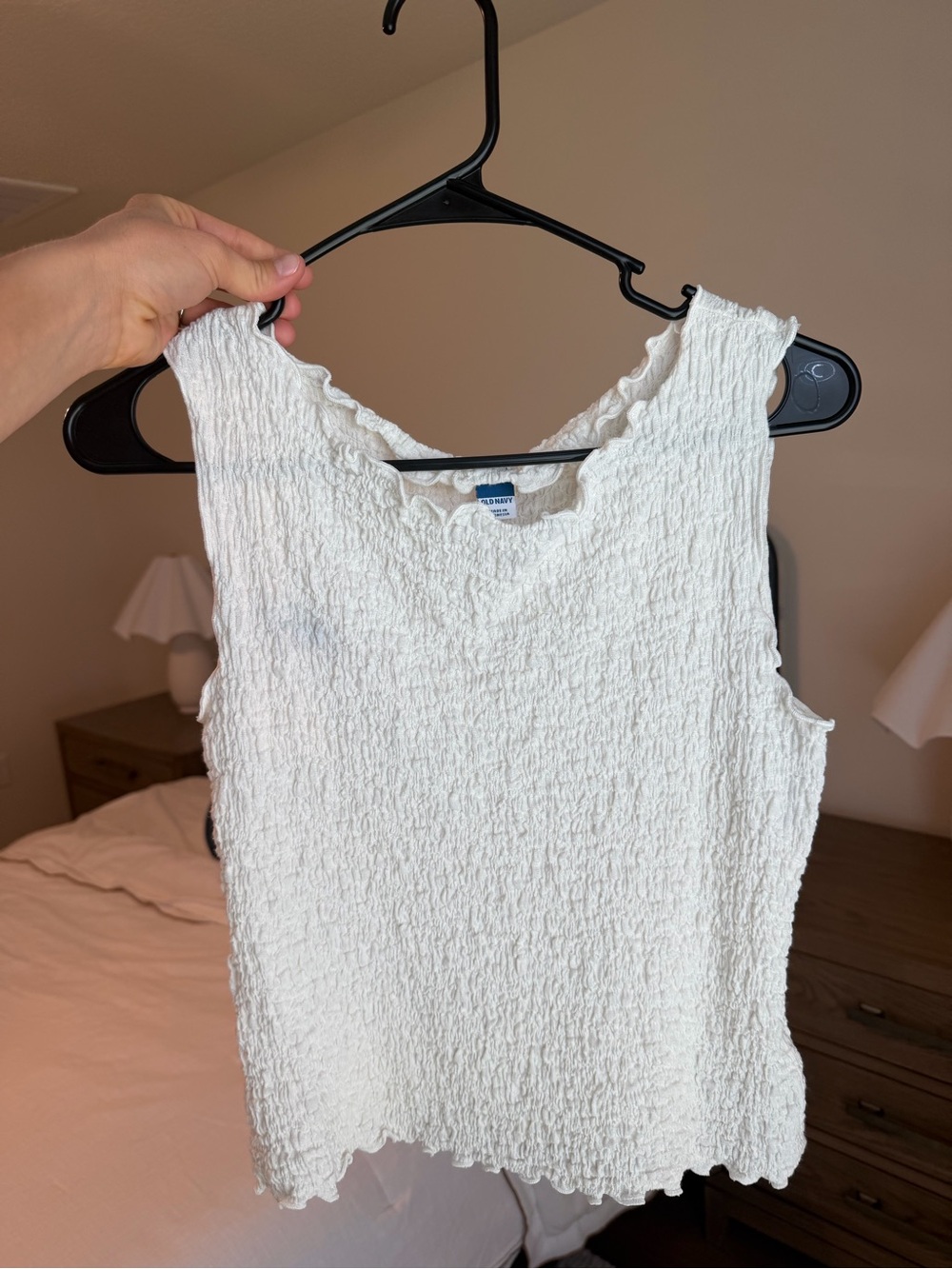 Old Navy White Crinkle Tank with Scalloped Edges